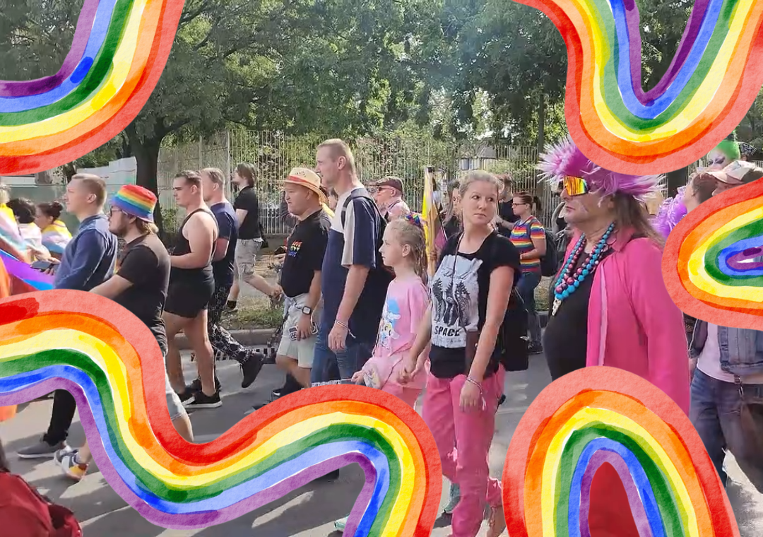 Prebehol jediný maďarský Pride mimo Budapešti, prvýkrát prišli aj vládni politici